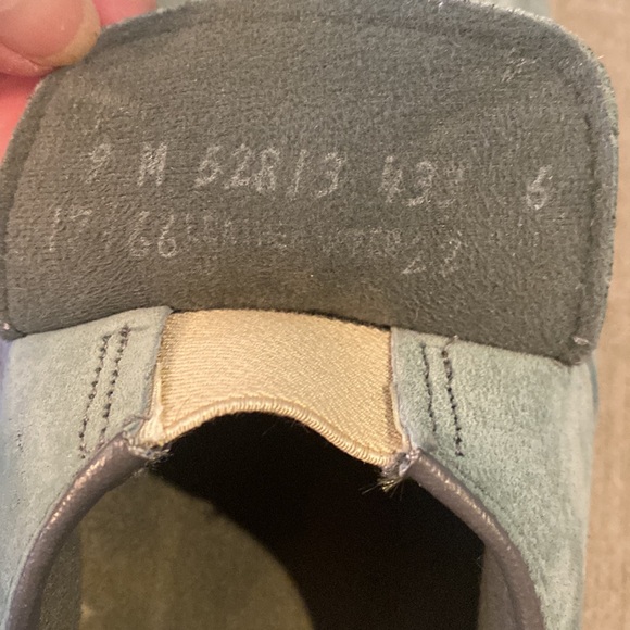 Hush Puppies EUC Suede Lt. Green Women’s Loafers - SZ 9 Perfect for Fall! - Picture 4 of 15